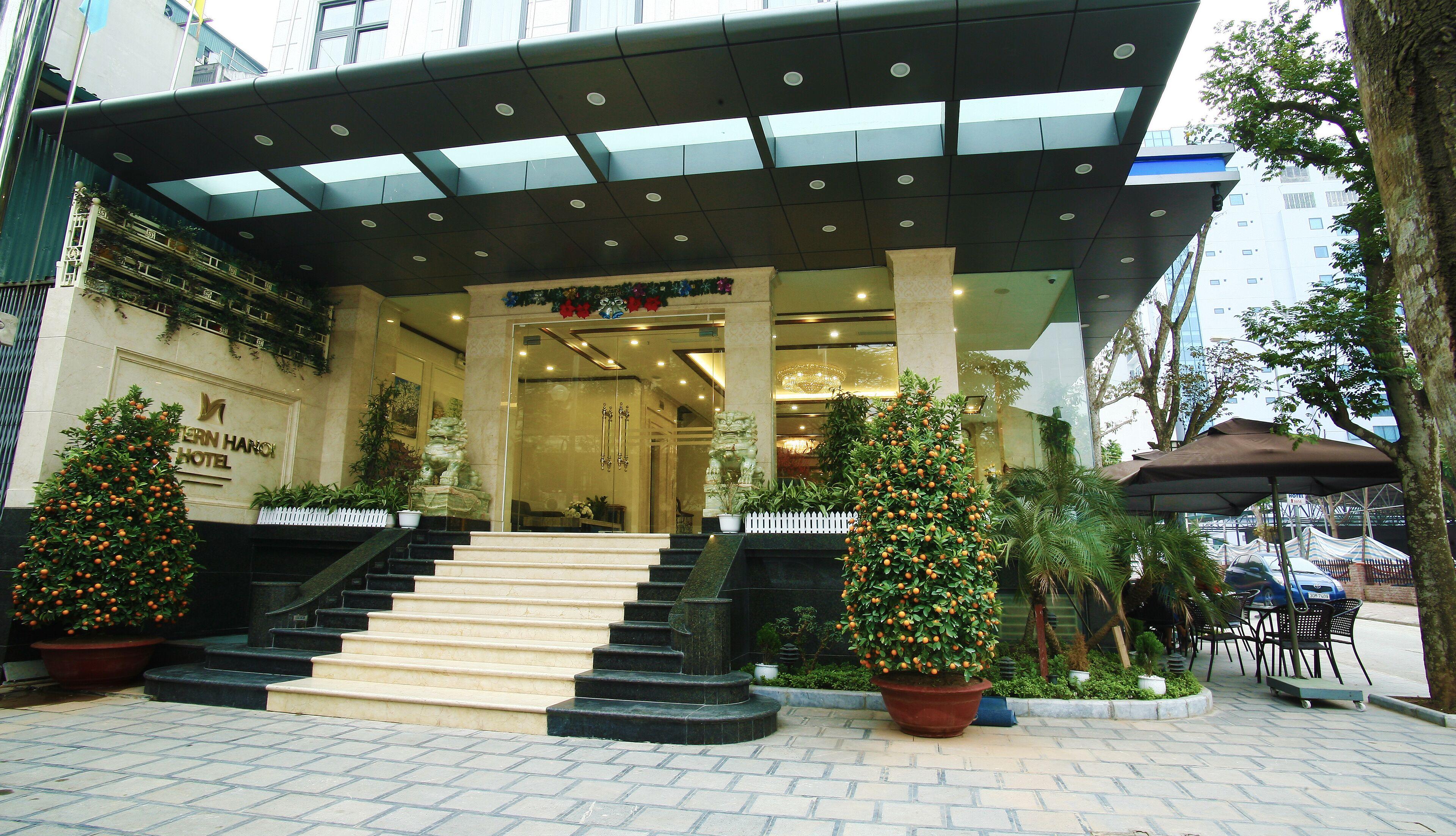 Son Tung Hotel 松通酒店, Hanoi